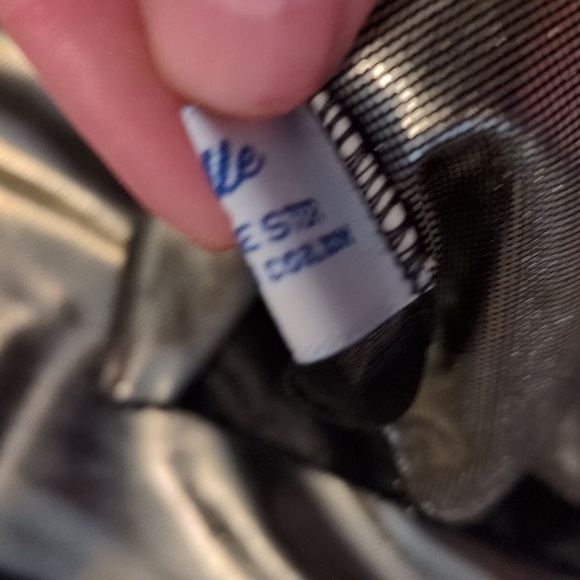 Medemoiselle Gold Turtleneck Top Best Fits XS/S - Picture 4 of 6